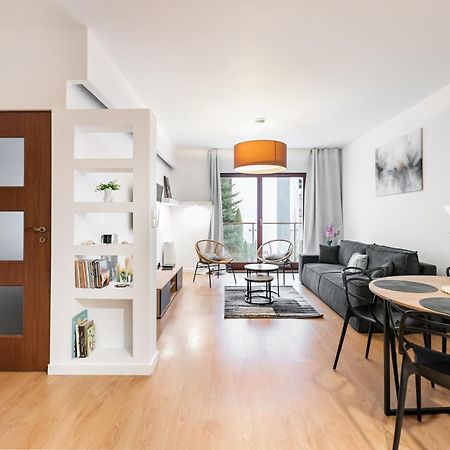 Wilanow Sarmacka Stylish Apartment ワルシャワ エクステリア 写真
